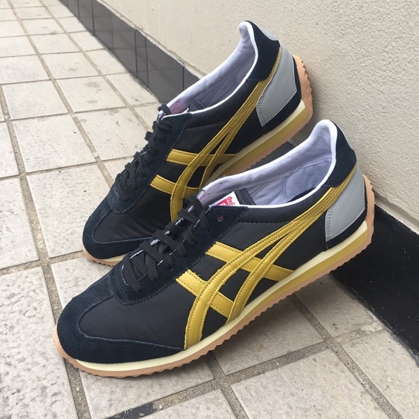 Onitsuka Tiger California 78 - Black / Champagne ดำคาดทอง (Show Case)