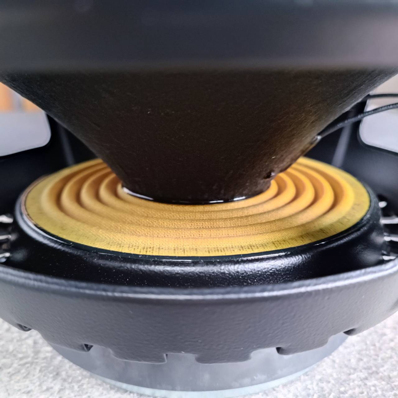 P.AUDIO E12-200S ดอก 12 นิ้ว วอยล์เบียดนิดหน่อย ลำโพง 12นิ้ว ดอกลำโพง ดอก ลำโพง P AUDIO E12 200S e 12 200 s 200S พีออดิโอ เอไอ-ไพศาล