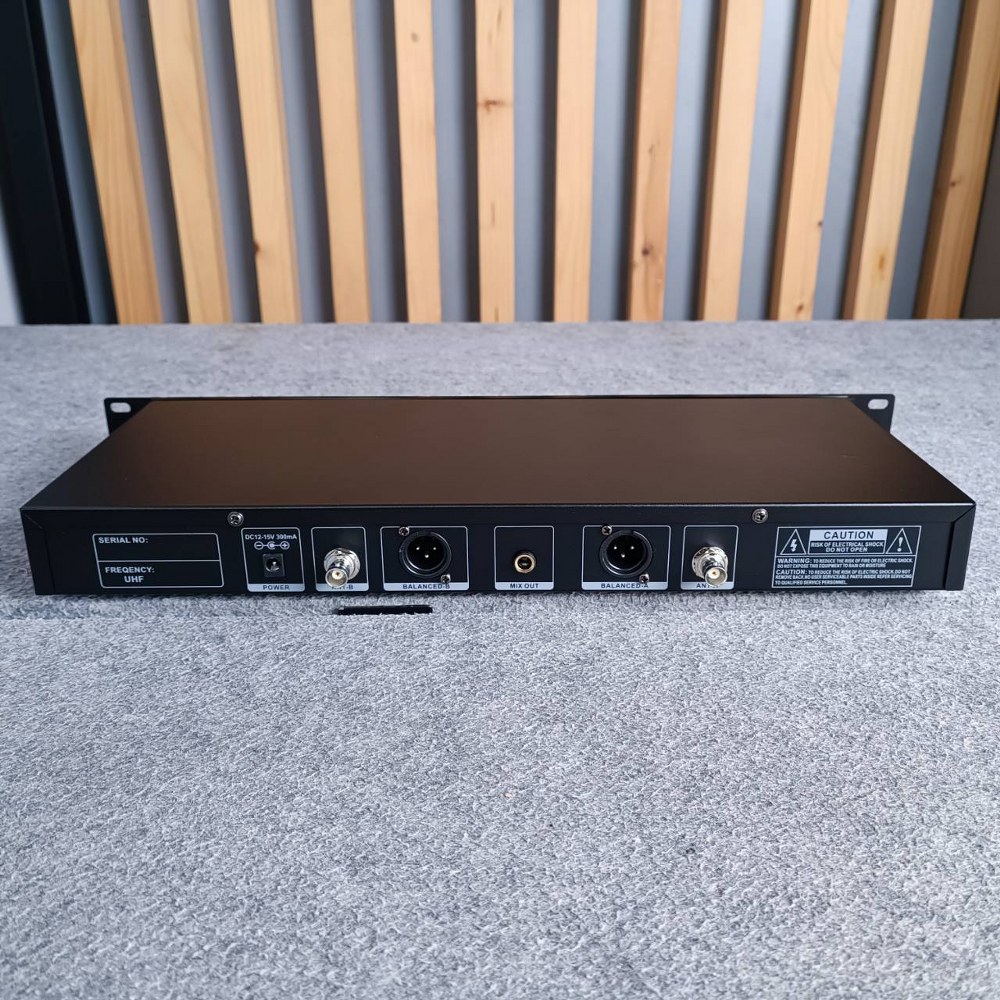 TADA X-300 ไมค์ลอยคู่ ไมค์ลอยมือถือคู่UHF มีกระเป๋า ไมค์ลอย ไมค์คาราโอเกะ WIRELESS MICROPHONE ธาดา TA DA X 300 TA-DA X300 เอไอ-ไพศาล