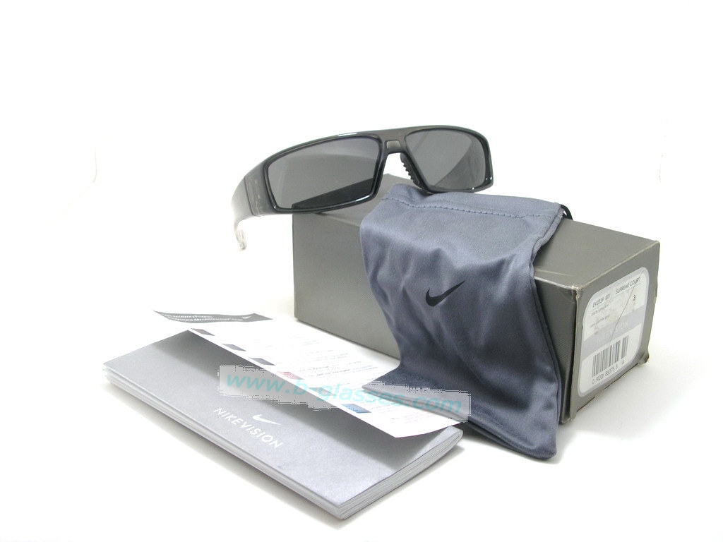 S แว่นกันแดด Nike สวยและเก๋มากมากค่ะ ของแท้100%และถูกสุดๆ ส่งตรงจากUS.ค่ะ