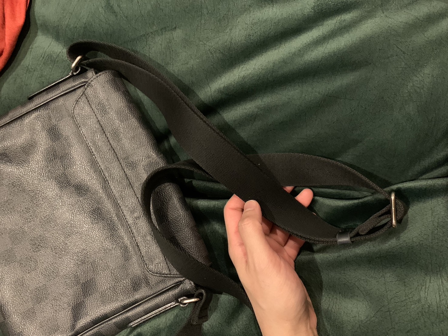 Louis Vuitton District PM Damier Graphite ตารางสีดำ Used 80 %