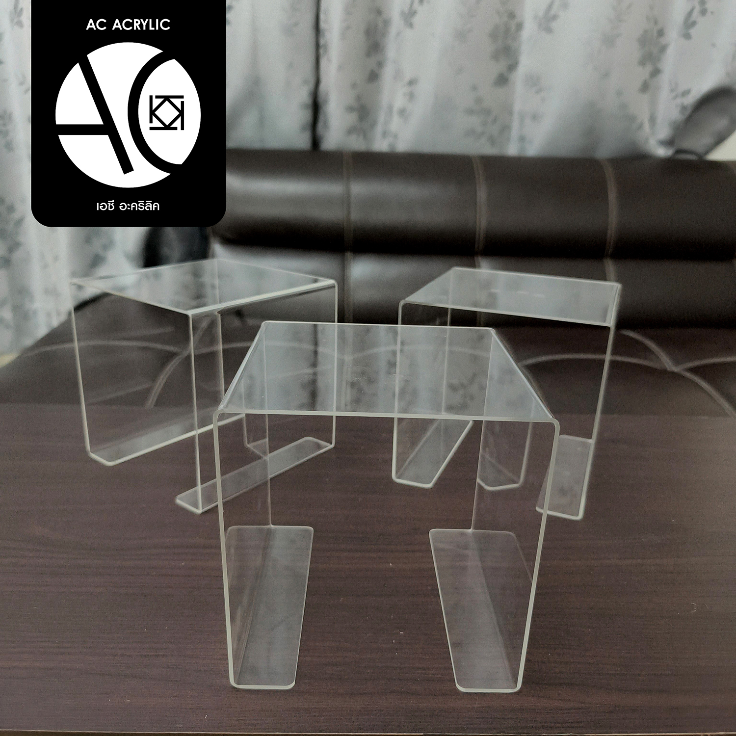 ชั้นวางโมเดล วางซ้อนได้ ชั้นอะคริลิค ขนาด ก15xย15.5xส15.5cm. หนา 2 มิล (E1)