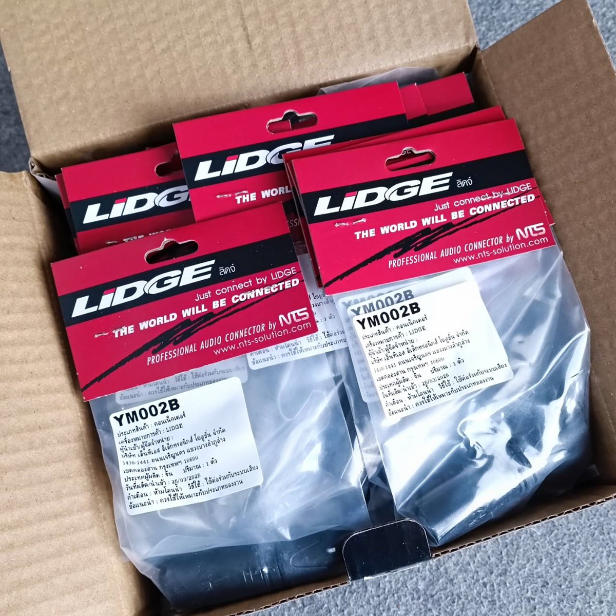 ยกกล่อง30ตัว แจ๊ค XLR ตัวผู้ 3ขา LIDGE YM-002B ปลั๊ก XLR ตัวผู้ CANNON แคนนอน YM002B YM 002 B สีดำขั้วชุบทอง เอไอ-ไพศาล