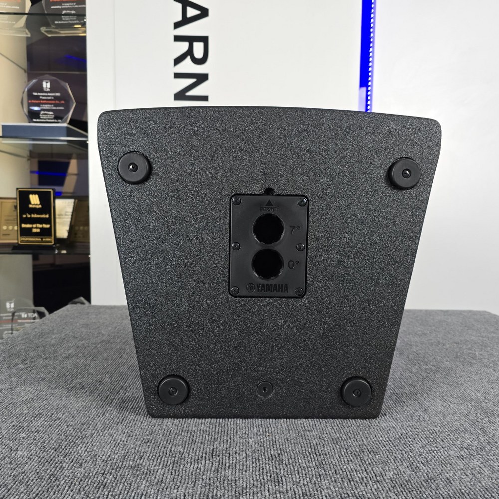 YAMAHA DHR-15 ตู้ลำโพง15" ACTIVE ตู้ลำโพงมีแอมป์ขยายในตัว 2 ทาง ขนาด 15 นิ้ว ยามาฮ่า DHR 15 DHR15 เอไอ-ไพศาล