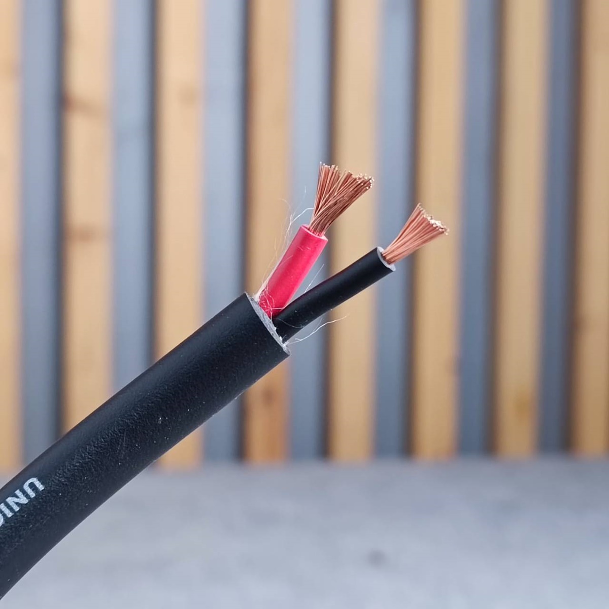 30เมตร สายลำโพงUNICORN PA2x2.5mm สายลำโพงกลมดำ ขนาด2.5mm สายลำโพงกลางแจ้ง Speaker Cable เอไอ-ไพศาล