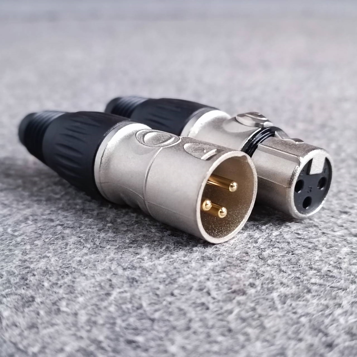 (1คู่ ผู้+เมีย) CM XLR ตัวผู้ + XLR ตัวเมีย CX3F + CX3M ปลั๊กแคนนอน ตัวผู้+ตัวเมีย สำหรับเข้าสาย เอไอ-ไพศาล