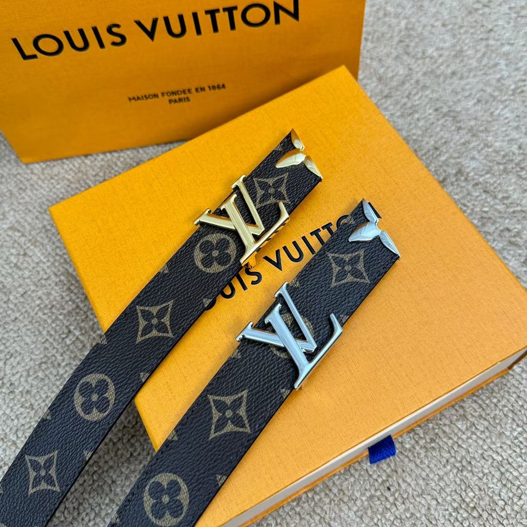 **do** เข็มขัดรุ่น Pretty LV ขนาด 30 มม. ใส่ได้ทั้งสองด้าน มีอะไหล่สีเงินและสีทอง สินค้าใหม่ ของแท้