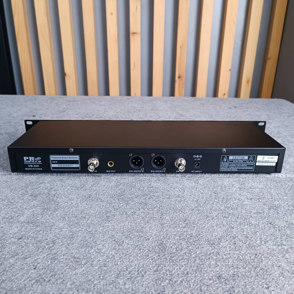 PROPLUS UM-800 ไมค์ลอยคู่ UHF (ออกมาทดแทน XM-111) จูนคลื่น ย้ายเสา ความถี่ใหม่ โปรพลัส UM 800 UM800 ไมค์ลอย ไมค์โครโฟน ไร้สาย ไมค์คาราโอเกะ เอไอ-ไพศาล +++