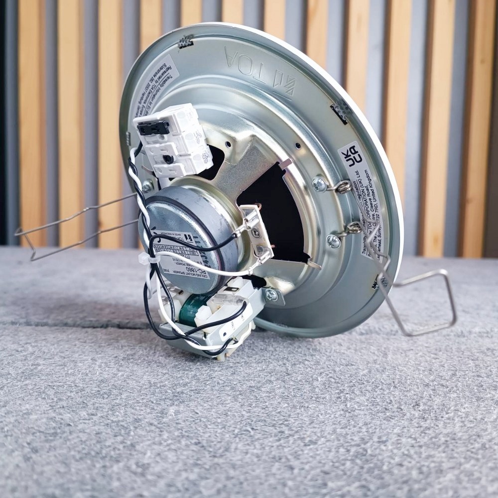 TOA PC-1860 ลำโพงฝั่งฝ้า ขนาด 5 นิ้ว 6 วัตต์ รองรับการต่อแบบ Volt line ลำโพงติดเพดาน โตอะ PC 1860 PC1860 เอไอ-ไพศาล