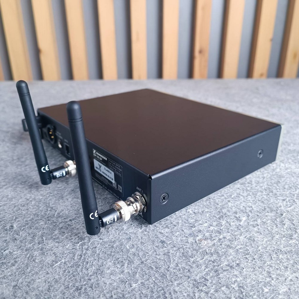 สินค้าใหม่ ลดล้างสต็อค SENNHEISER E100G4 MMD835 ไมค์ลอย EW 100 G4-835-TH EW 100 G4 835 TH ชุดไมค์ลอยเดี่ยวแบบมือถือ ย่าน UHF เอไอ-ไพศาล