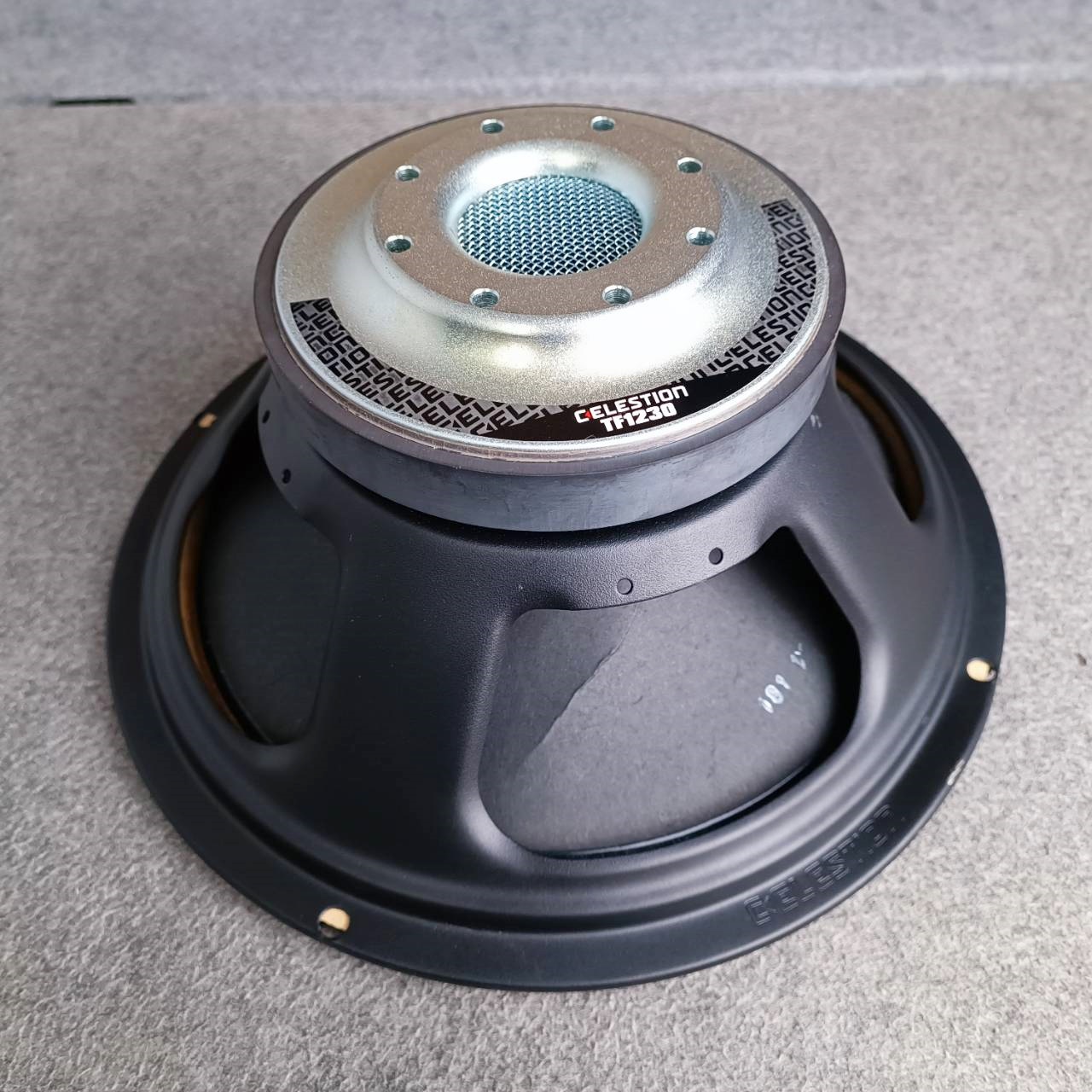 CELESTION TF-1230 ดอก 12นิ้ว วอยล์เบียด+หมวกปิดวอยล์หลุด+กระดาษฉีกนิดหน่อย+โครงเบี้ยว ดอกลำโพง โครงปั๊ม TF 1230 TF1230 เอไอ-ไพศาล