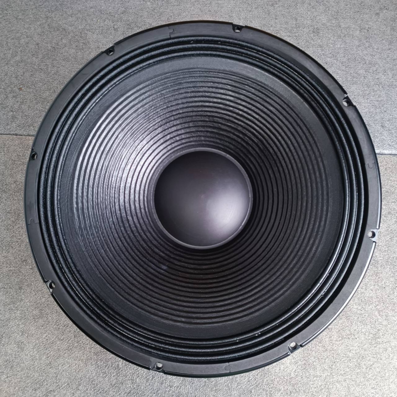 KANE 18x451 ดอกลำโพง18นิ้ว วอยซ์4.5นิ้ว ดอกลำโพง 18 นิ้ว โครงหล่อ คาเน่ 18 x 451 KA NE เอไอ-ไพศาล