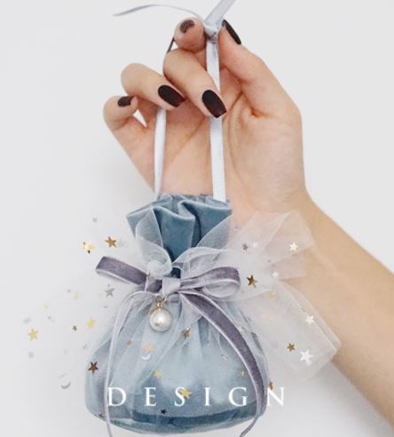 ถุงผ้ากำมะหยี่ ถุงใส่ของขวัญ ของชำร่วย งานแต่งงาน ใส่ของที่ระลึกมอบให้ ลูกค้า ถุงใส่ของขวัญ แต่งระบาย เก๋ ๆ 257510