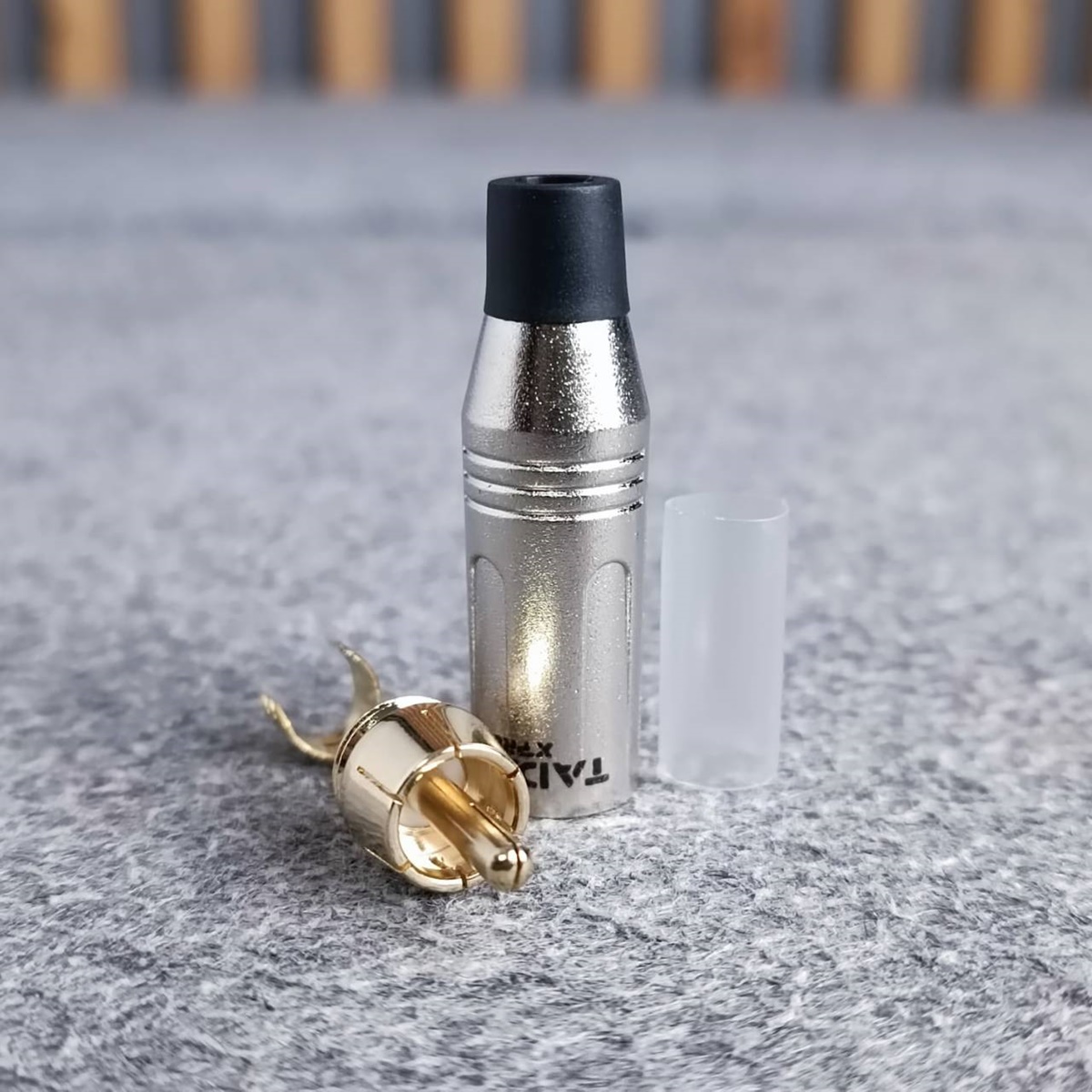 สีเงิน แพ็ค1ตัว TADA YSR-3004 RCA สีเงิน แจ็คอาร์ซีเอตัวผู้ ปลั๊ก RCA สำหรับเข้าสาย ต่อ สายสัญญาณ RCA ตัวผู้ เอไอ-ไพศาล