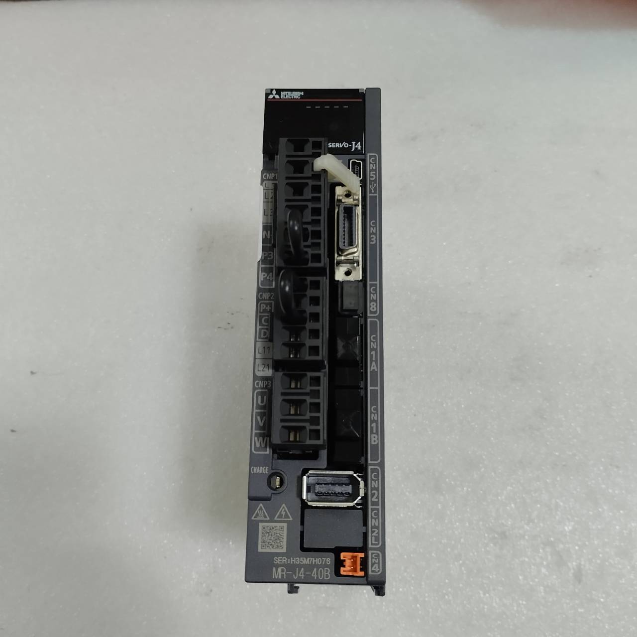MR-J4-40B SERVO DRIVE "MITSUBISHI"