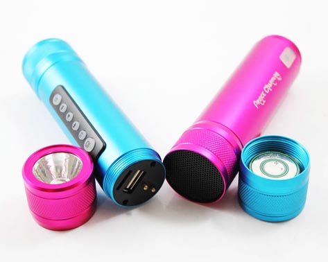 ไฟฉายมี MP3 และที่ชาร์จ USB