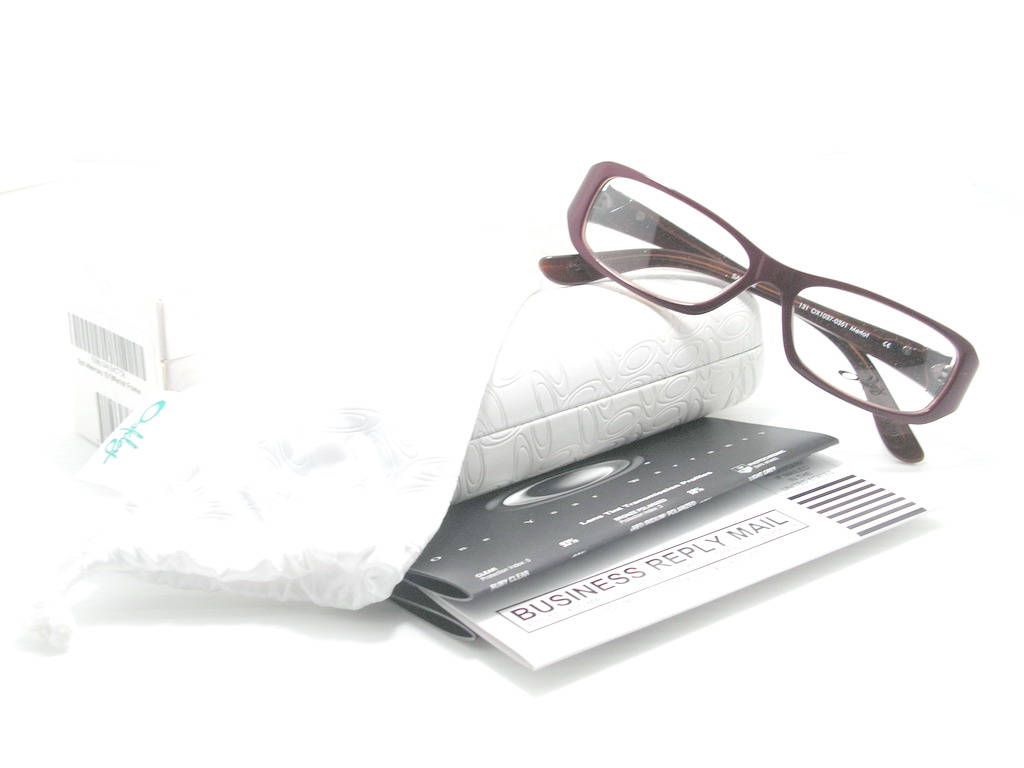 กรอบแว่นสายตา Oakley Hearsay สี Merlot รุ่นนี้ใส่เท่ห์แน่นอนค่ะ ของแท้และถูกที่สุด ส่งตรงจากUS.ค่ะ