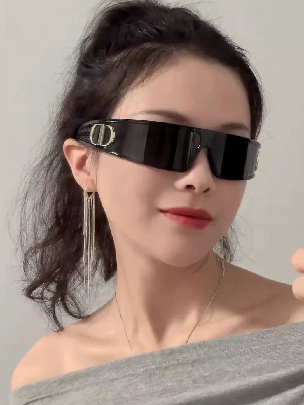 **do** แว่นตากันแดด Sunglasses DIOR VERYDIOR สินค้าใหม่ ของแท้