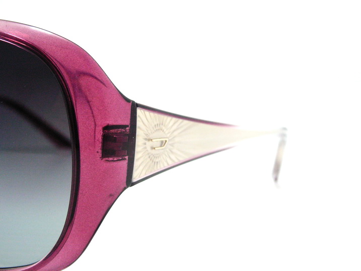 แว่นกันแดด Diesel ใส่เท่ห์มากมายแน่นอนค่ะ ของแท้100%และถูกสุดๆ ส่งตรงจากUS.ค่ะ