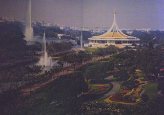 สมุดภาพประวัติสวนหลวง ร.๙ ครบรอบ 20 ปี (พร้อมกล่อง) 010386