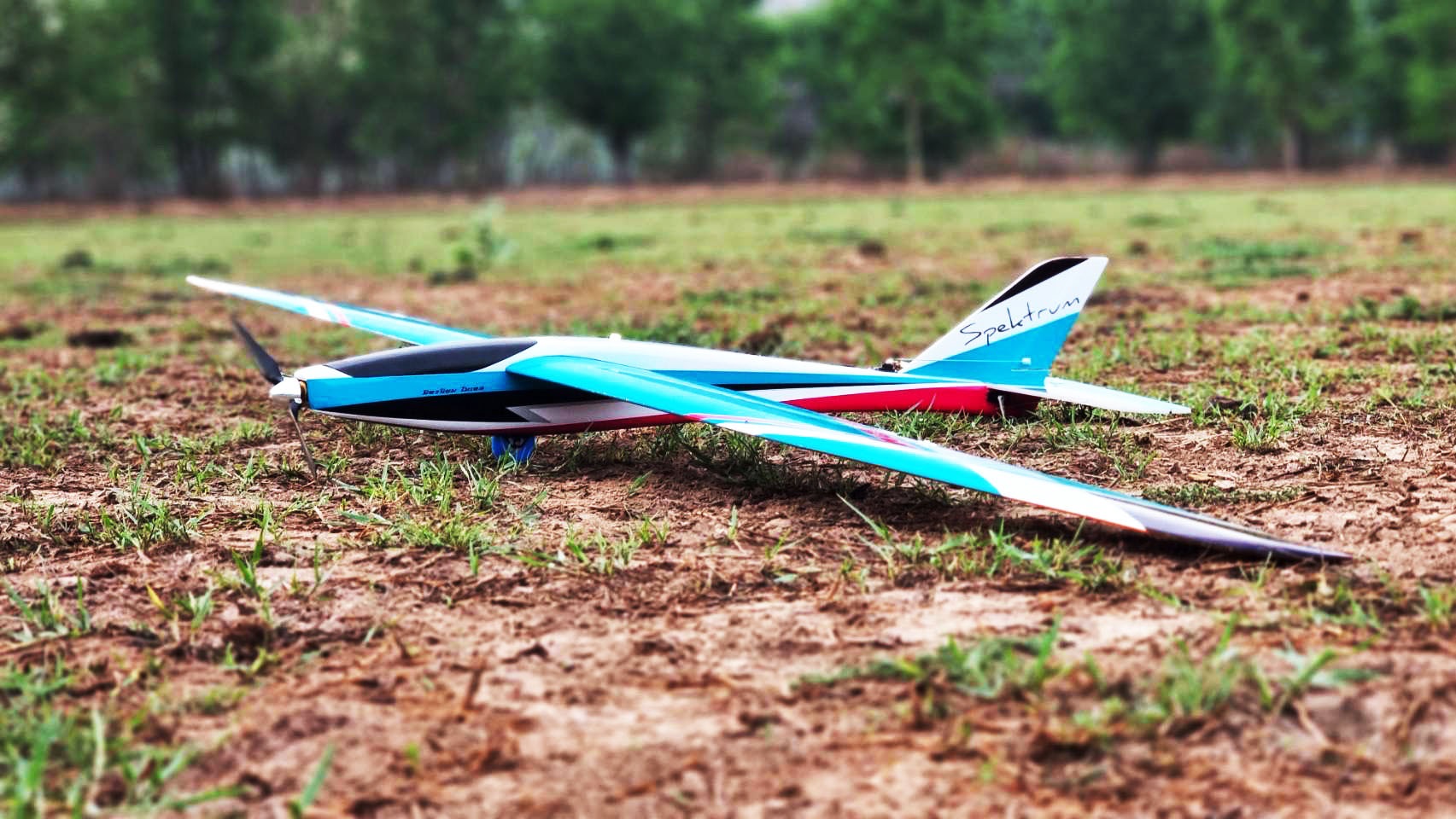 เครื่องบินร่อนโฟม+ไม้ Glider ปีก2.4เมตร ค่ายมิตรนิยม (สอบถามลายได้ที่ร้านค้า)