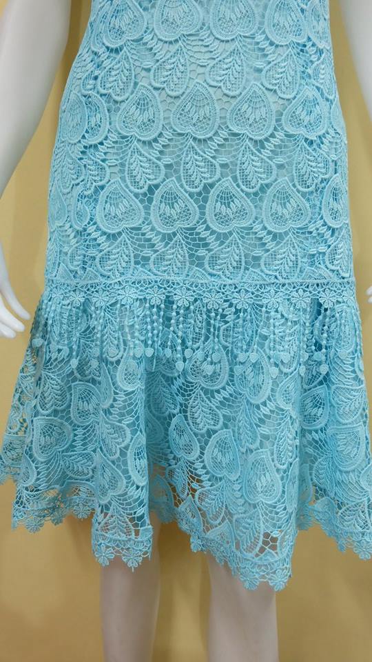 ชุดแซกลูกไม้คอตตอนทั้งตัวเนื้อดี ใส่สบาย สีฟ้าวันแม่ ชายหางปลา เบอร์ M