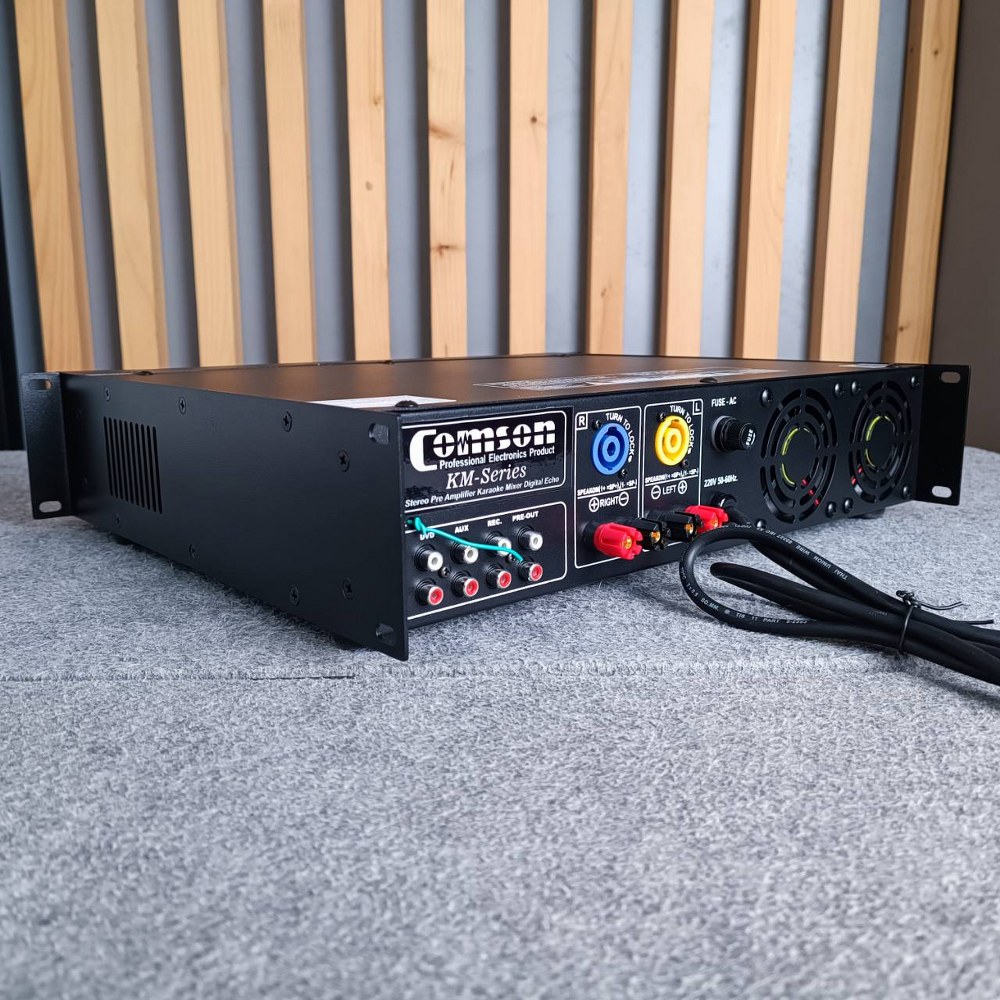 COMSON KM-2500C แอมป์ แอมป์คาราโอเกะ เครื่องขยายเสียง มีปรีแอมป์ในตัว USB MP3 KM 2500 C KM2500 เอไอ-ไพศาล