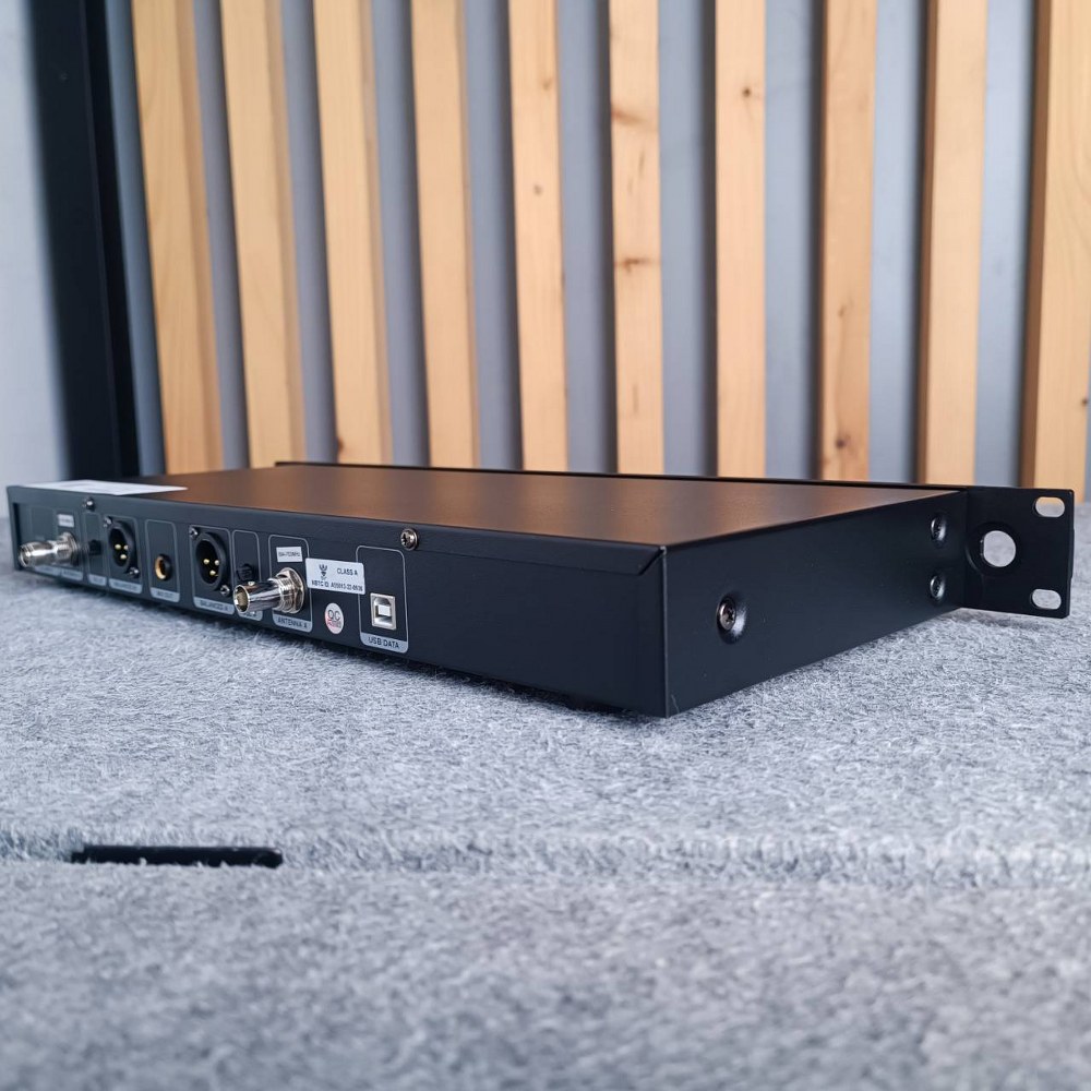 MICROTECH MT-777D V2 ไมค์ลอยมือถือคู่UHF ไมโครโฟนแบบไร้สายใช้ย่านความถี่ UHF มีDSP ในตัว MT 777 D II MT777D V2 เอไอ-ไพศาล