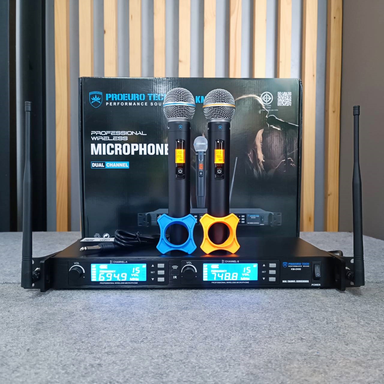 PROEUROTECH KM-D900 ไม่มีกระเป๋า ไมค์ลอย UHF ไมค์ลอยคู่ ไมโครโฟน ไมโครโฟนไร้สาย โปรยูโร เทค รุ่น KM D900 KMD900 เอไอ- ไพศาล