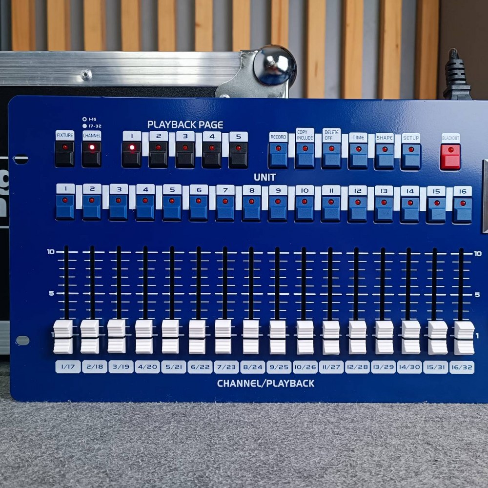 King Kong 256A บอร์ด DMX พร้อมแร็ค นำเข้าโดยบริษํท TADA บอร์ดควบคุมไฟเวที DMX Lighting Controller KK 256A KK256A เอไอ-ไพศาล