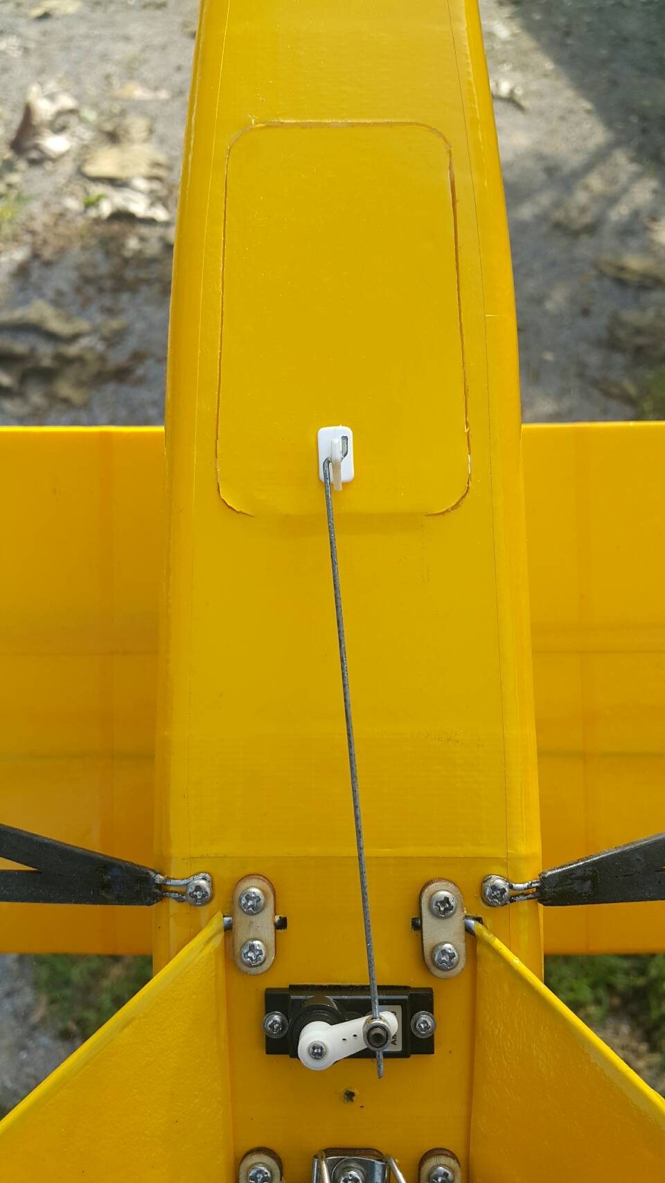 เครื่องบิน : Piper J-3 1.2M. (ไม่รวมสปินเนอร์ ใบพัด ล้อ)(สอบถามลายได้ที่ร้านค้า)