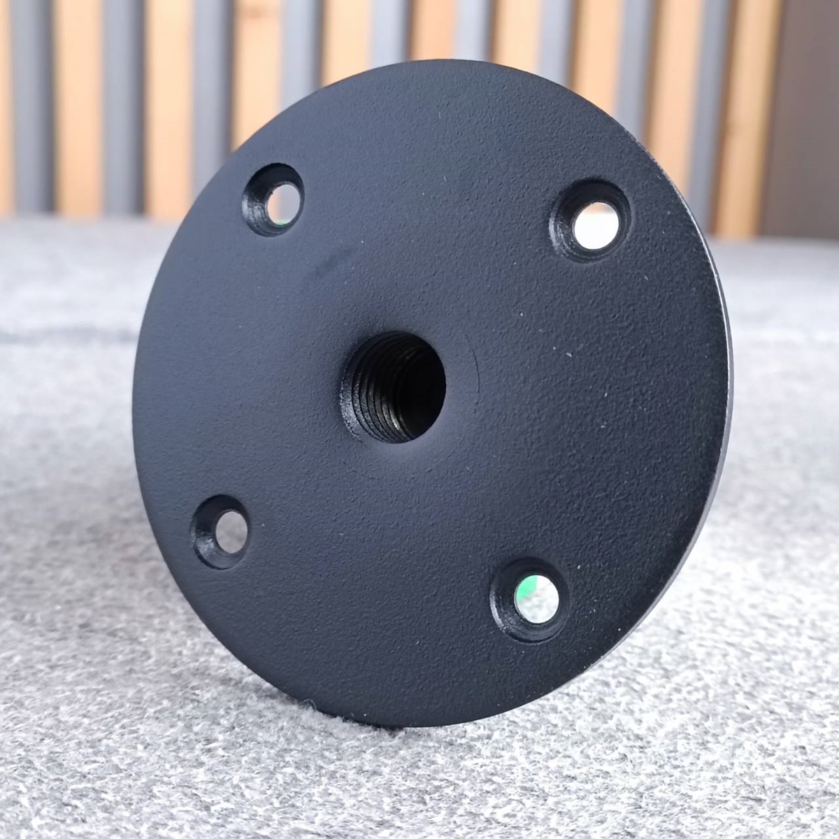 แป้นสวมขาตั้งลำโพง JH-7276 แบบเกลียว M-20 แบบเรียบ แป้นสวมขาตั้งลำโพง แป้นสวมขาตั้งตู้ แป้นขาตั้งตู้ JH7276 เอไอ-ไพศาล