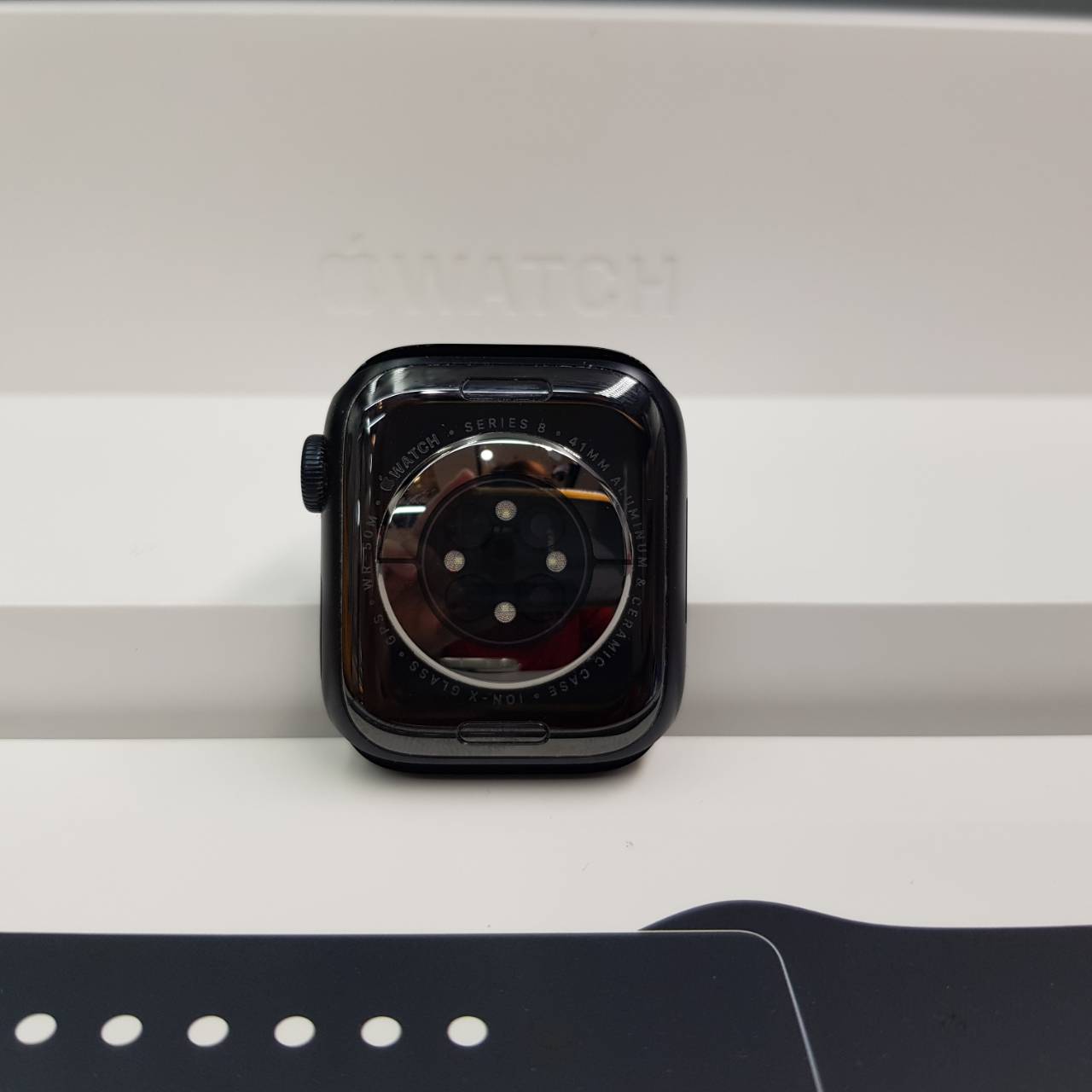 Apple Watch Series 8 GPS 41mm Midnight ครบกล่อง แบต100% ราคาคุ้ม