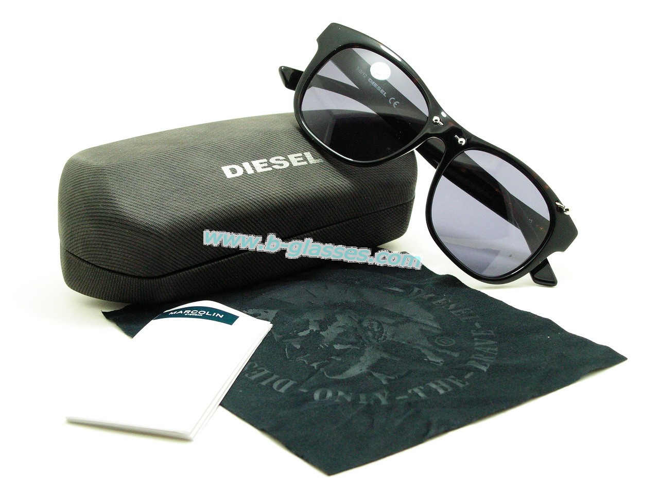 แว่นกันแดด Diesel ใส่เท่ห์มากมายแน่นอนค่ะ ของแท้100%และถูกสุดๆ ส่งตรงจากUS.ค่ะ