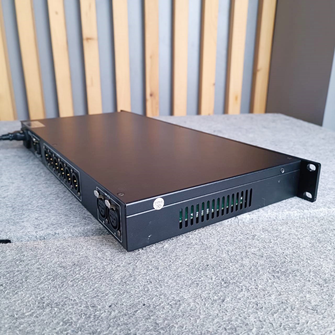 สินค้าเป็นรอย จากการโชว์สินค้า MARANI DPA260P+ loudspeaker processor รุ่นใหม่ ครอสดิจิตอล DriveRack ครอสโอเวอร์ P+ DPA 260 เอไอ-ไพศาล