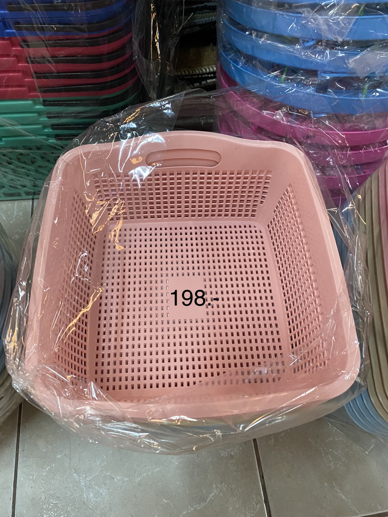 ตะกร้าสี่เหลี่ยมจตุรัส PB683 (ราคาต่อโหล)