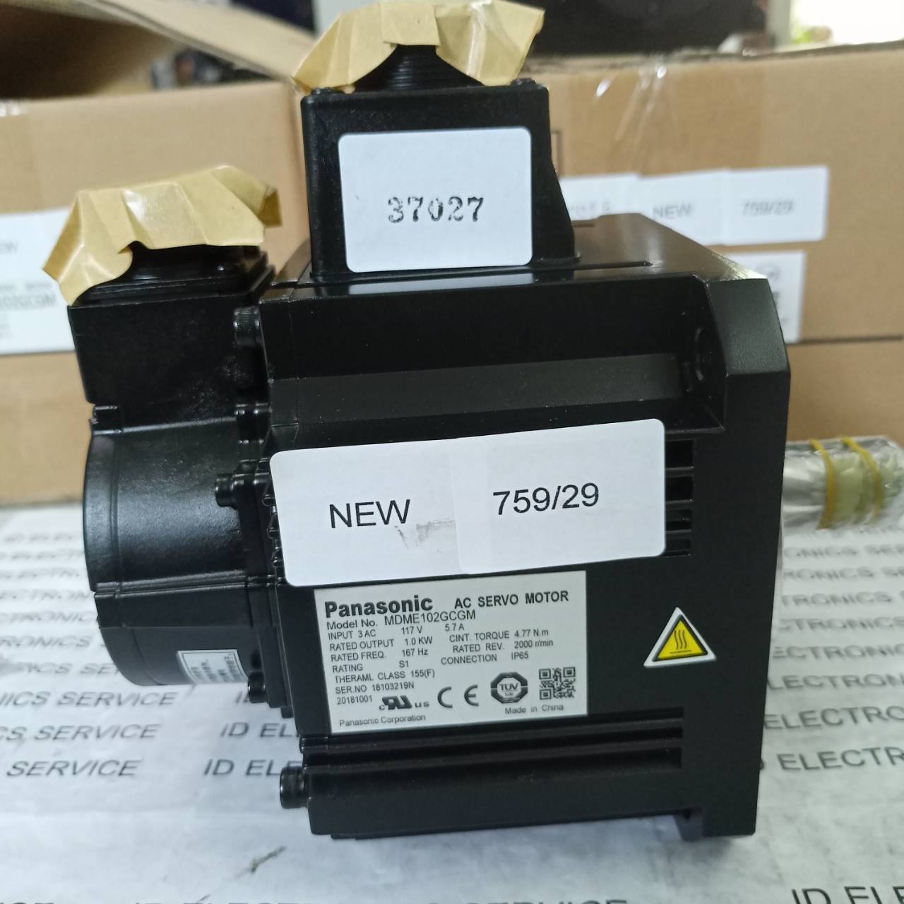 SERVO MOTOR "PANASONIC" MDME102GCGM