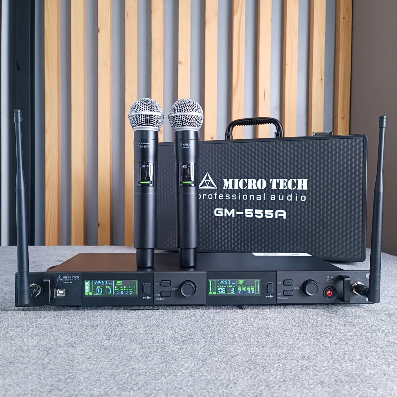 MICROTECH GM-555A ไมค์ลอยคู่ UHF MICRO TECH ไมค์โครโฟน ไมค์ลอย ไมโคร เทค GM 555A GM555A เอไอ-ไพศาล