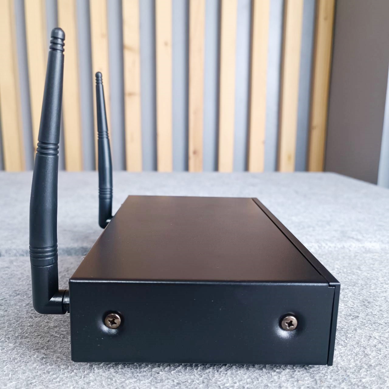 สินค้าใหม่ ลดล้างสต๊อค PROPLUS KM-646 ไมค์ลอยคู่UHF ไมโครโฟนไร้สาย Wireless Microphone KM 646 ไมค์ลอย KM646 PRO PLUS เอไอ-ไพศาล