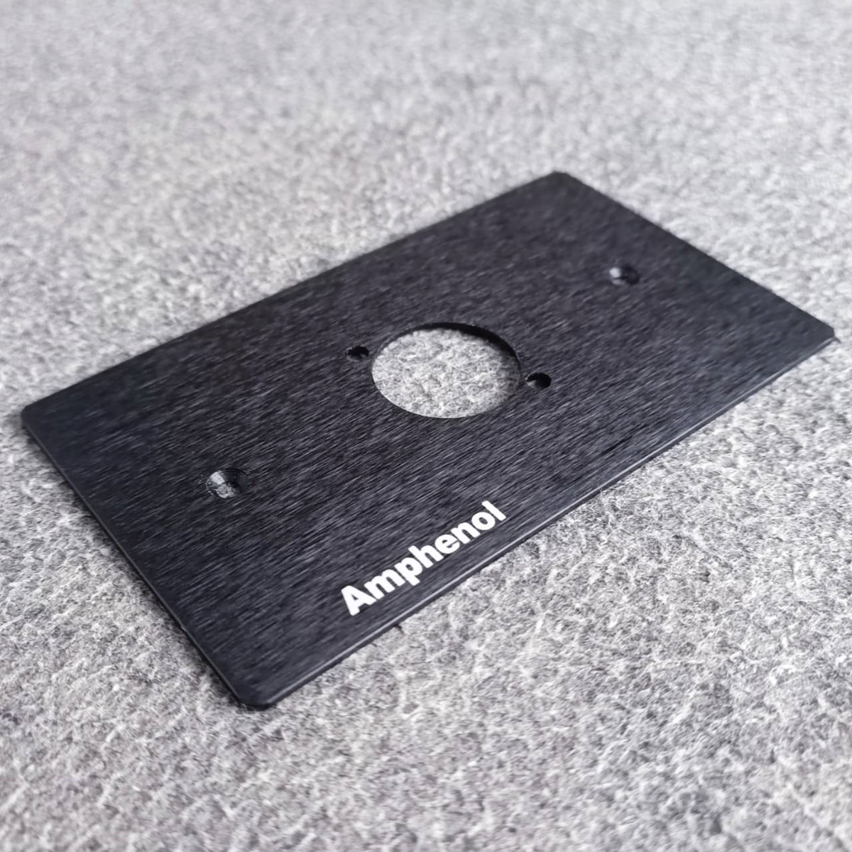 AMPHENOL XLR PANEL สีดำ1รู AMW-XLR-001PB แผ่นเพลท แผ่นสแตนเลสXLR 1รู งานติดตั้ง เครื่องเสียง ไมค์ สัญญาณ เสียง เอไอ-ไพศาล