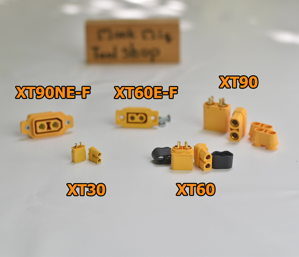 XT30 XT60 XT90 ยี่ห้อ Amass ของแท้ งานดีมาก เชื่อมแน่นรับกระแสสูง กระแสสูง งานแบตเตอรี่ Power Box อื่นๆ