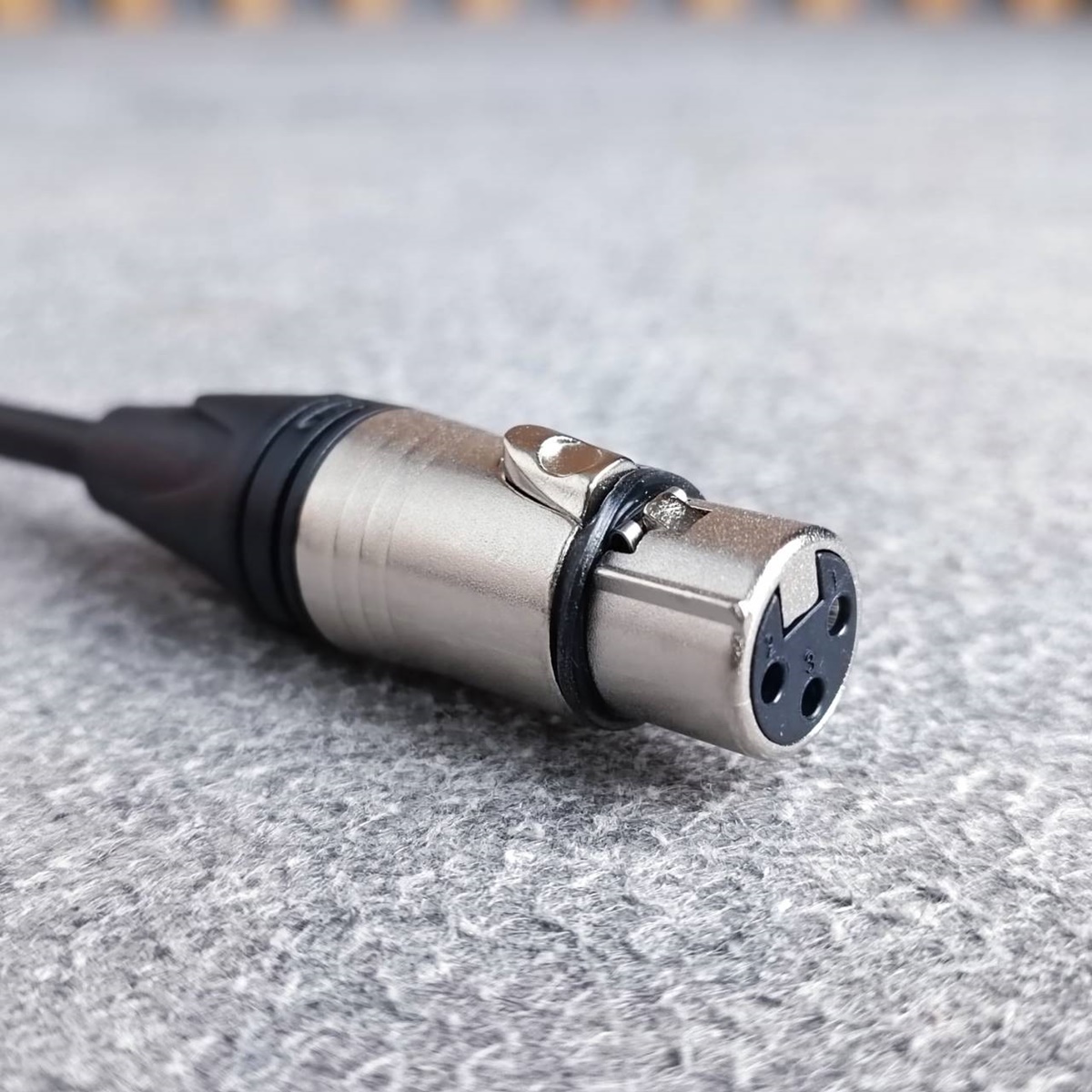 ยาว15ซม. LIDGE YM-311 สาย XLR เมีย ออก PHONE เมีย ยาว15เซน J.XLR-J.MIC สายทด สายสัญญาณ CANNON เมีย -PHONE เมีย เอไอ-ไพศาล