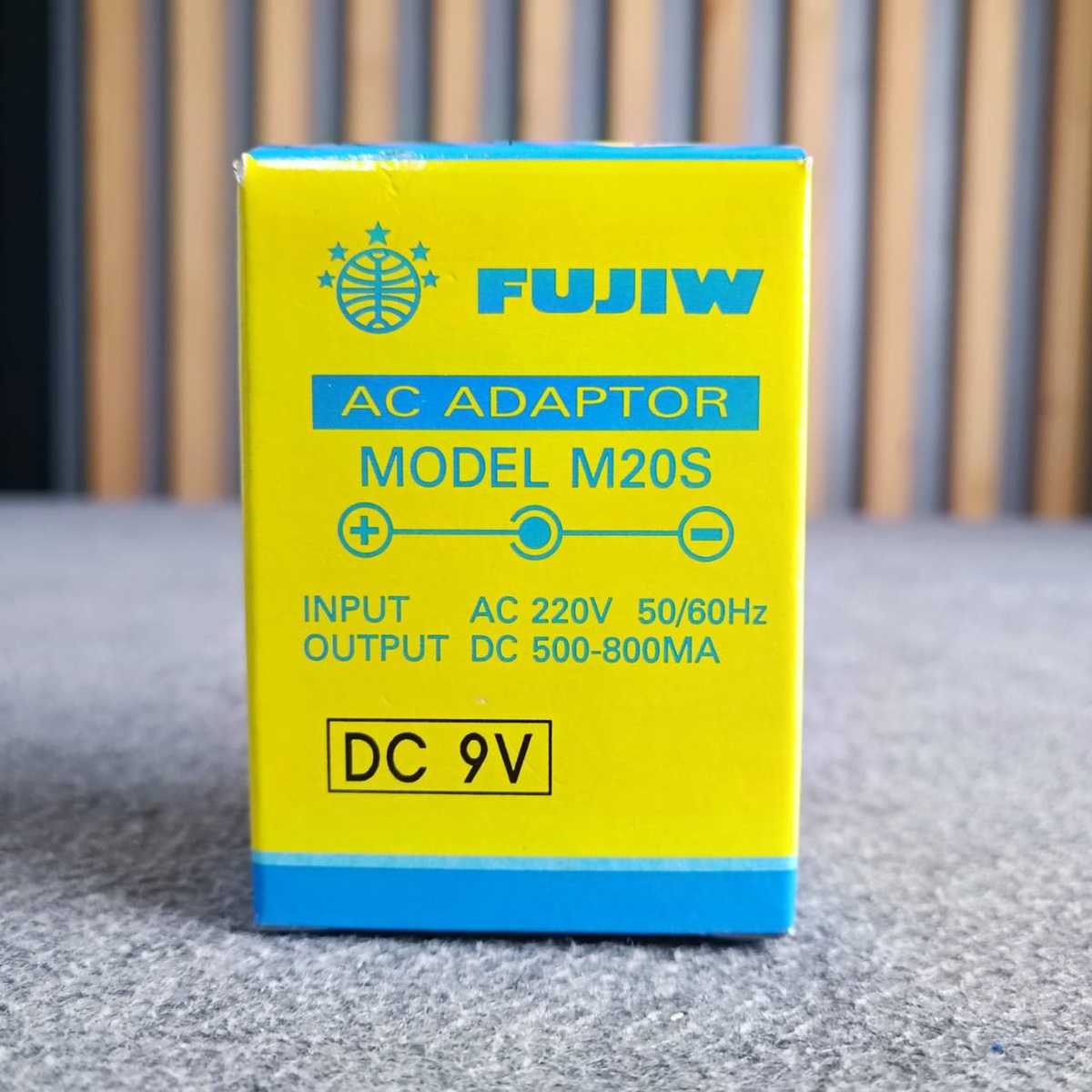 Adaptor FUJIW M20S 9V (ขั้ว +ใน -นอก) positive polarity 800mA มีเรคกูเลเตอร์ ให้ไฟเรียบ M 20 S อะแด๊บเตอร์