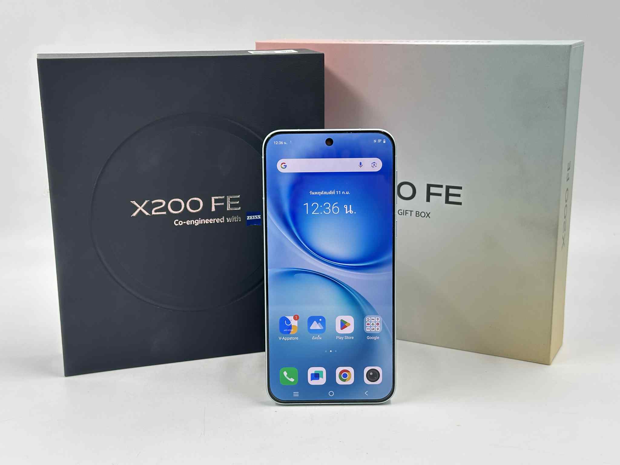 📥 vivo X200 FE (12+512GB) BLUE Breeze📥สภาพสวย ไรร้อยตกหล่น ครบกล่อง