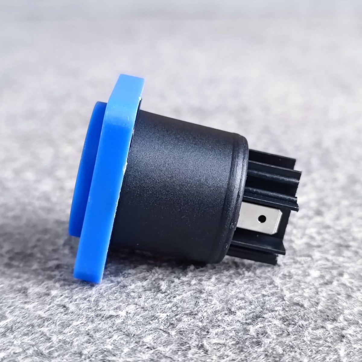 CM CMAC3MPA POWER CON ตัวเมีย ACตัวเมีย POWERCON ปลั๊กไฟตัวเมีย เพาเวอร์คอนเนคเตอร์ หัวเพาเวอร์คอน เอไอ-ไพศาล