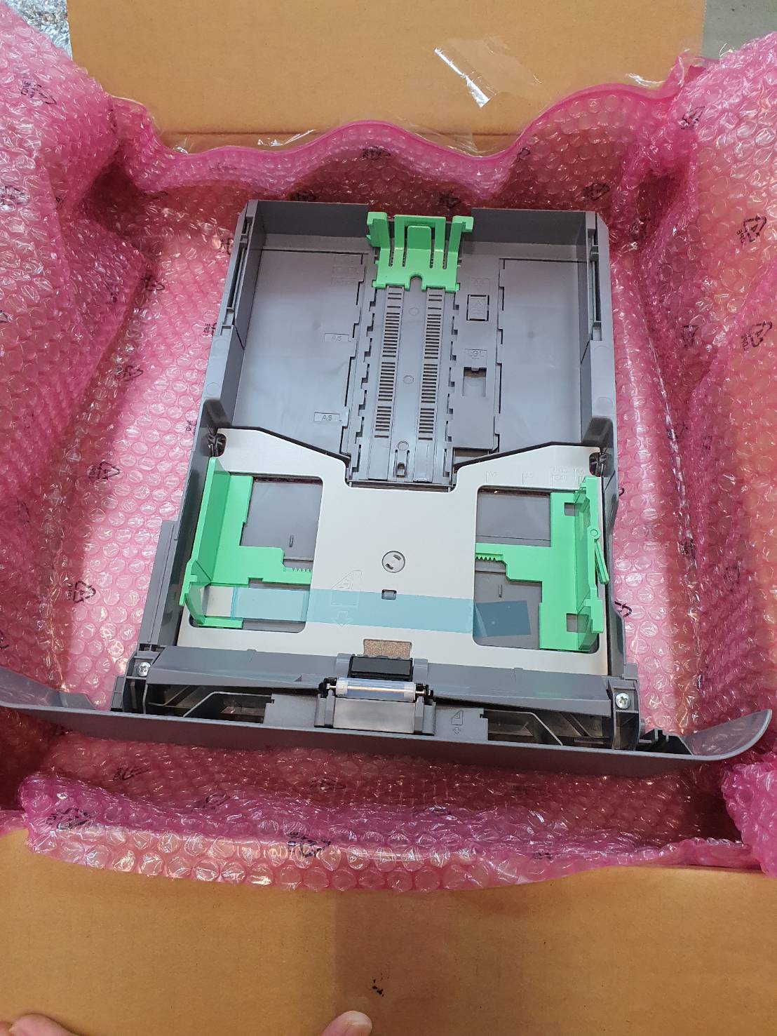 PAPER TRAY UNIT DLLF (ถาดป้อนกระดาษ) BROTHER MFC L2700DW "ตำแหน่งที่ 1"