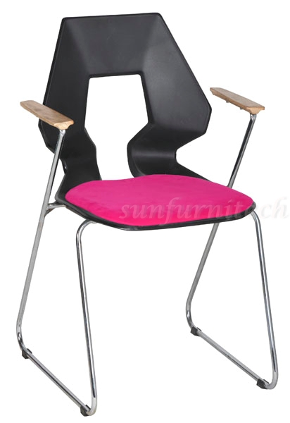 เก้าอี้อเนกประสงค์, เก้าอี้พลาสติก, เก้าอี้แฟชั่น, เก้าอี้โมเดิร์น, เก้าอี้โรงหาร, เก้าอี้ร้านอาหาร มีท้าวแขน มีเบาะ พนักพิงรูแชมเปญ VC รุ่น VC-824