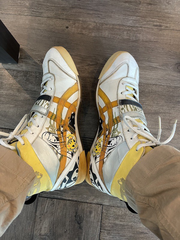 Tokidoki Limited (11us) - White / Mastard Yellow (Used)