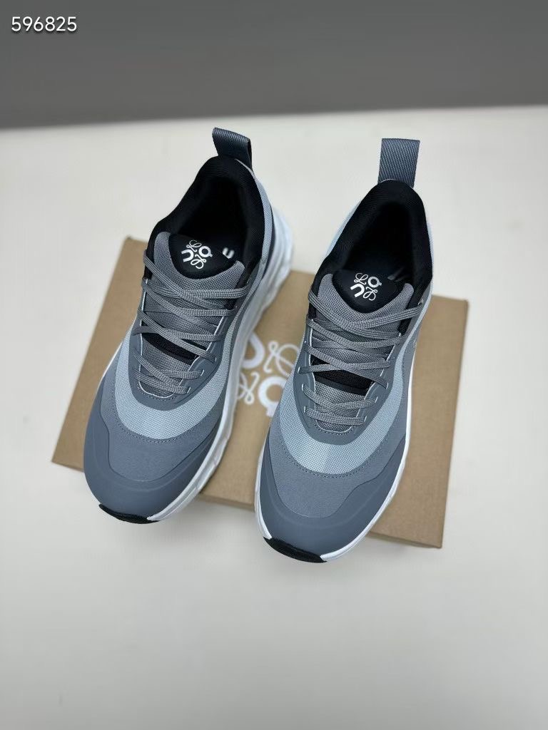 **C2** รองเท้าผ้าใบ On Loewe Running Cloudtilt 2 มีไซส์ 36-45 สินค้าใหม่ ของแท้
