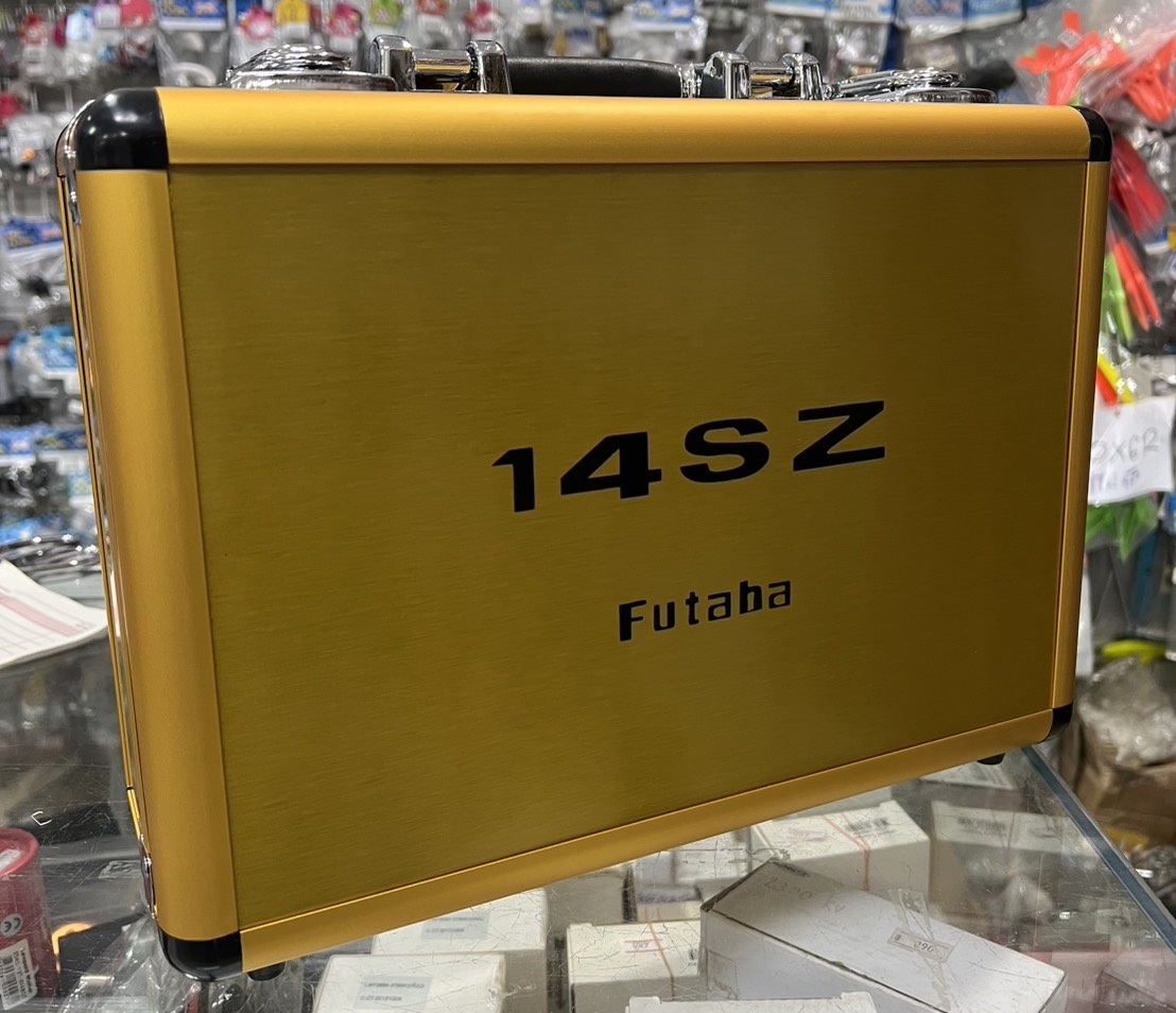 กระเป๋าวิทยุ งานอลูมิเนียม ลาย Futaba 14SZ สีทอง
